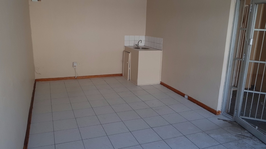 To Let Commercial Property for Rent in Bethlehem Free State